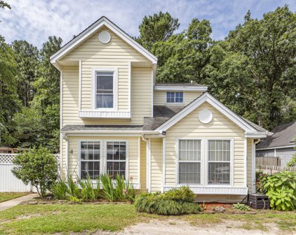 106 Lotus Court, Summerville
