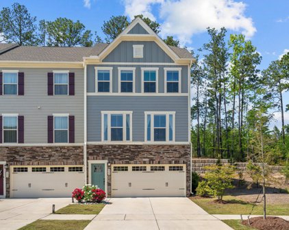 942 Channing Park, Cary