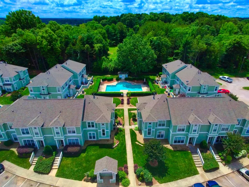 Vineyard Point Pool
