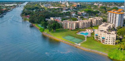 372 Golfview Road Unit #502, North Palm Beach