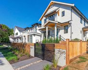 2565 E 16th Avenue, Vancouver image