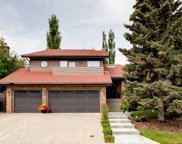 95 Patterson Crescent Sw, Calgary image