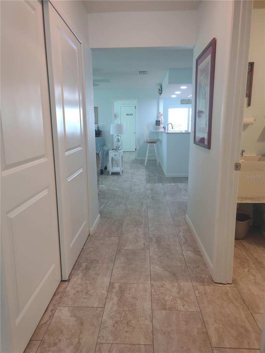 3940 Mainlands Boulevard S, Pinellas Park Property for Sale in , it has