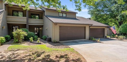 426 Sparrow Hawk Court, Greer