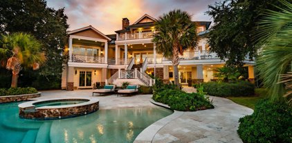 824 Inlet View Drive, Wilmington