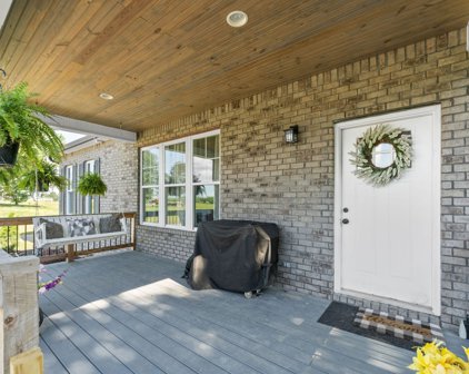 1135 E Highway 52, Portland