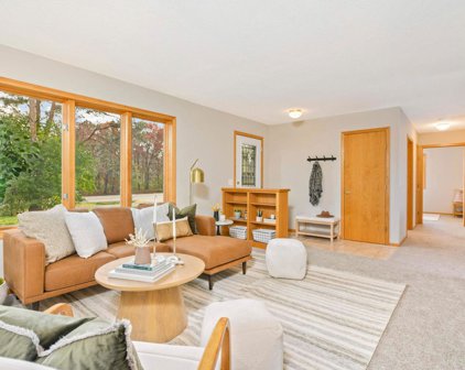 5759 Hodgson Road, Shoreview