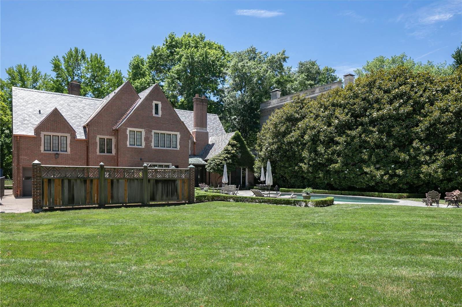 7 Portland Place, St Louis, 63108