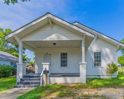 185 Cypress, Clinton