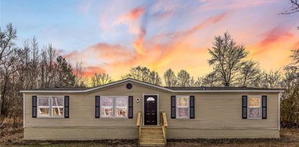 3177 Green Level Road, King William