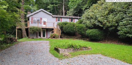 378 Homespun Hills Road, Boone