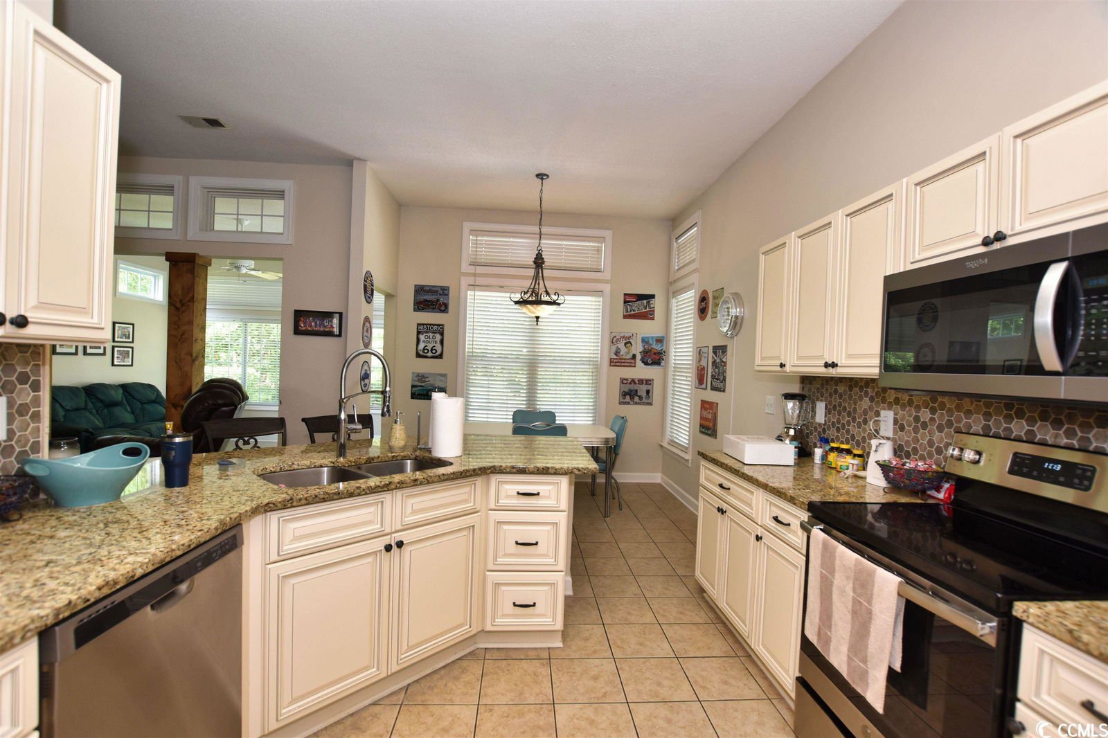 1111 N Blackmoor Dr., Murrells Inlet, 29576