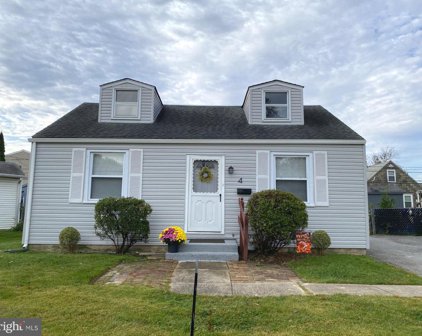 4 N Love Ln, Norwood