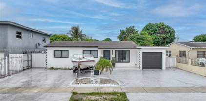 750 E 55th St, Hialeah