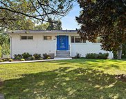 7011 Tyndale St, Mclean image