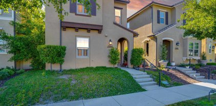 21542 Saddle Bred Ln, Escondido