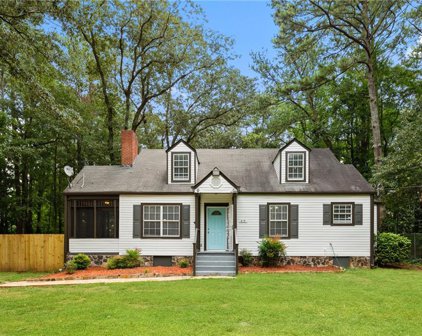 819 Jolly S Avenue, Clarkston