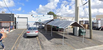 683 W 26th St, Hialeah