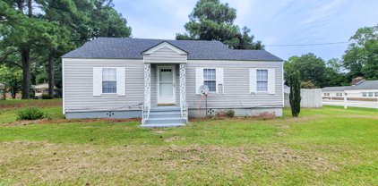 908 Sutton, Rocky Mount