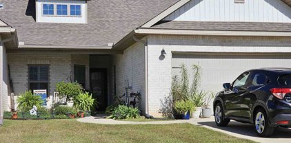 708 Brambling Ct, Cantonment