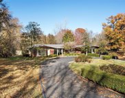 10695 Country View  Drive, Creve Coeur image