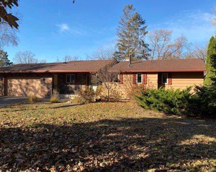 7158 Riverview Terrace NE, Fridley