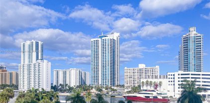 400 Leslie Dr Unit #404, Hallandale Beach
