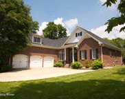 6201 Perrin Dr, Crestwood image