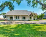 3205 Rolling Knoll  Drive, Farmers Branch image