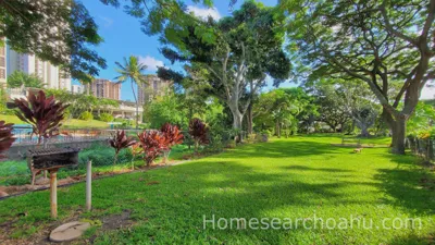 Pearl Ridge Gardens & Tower BBQ area