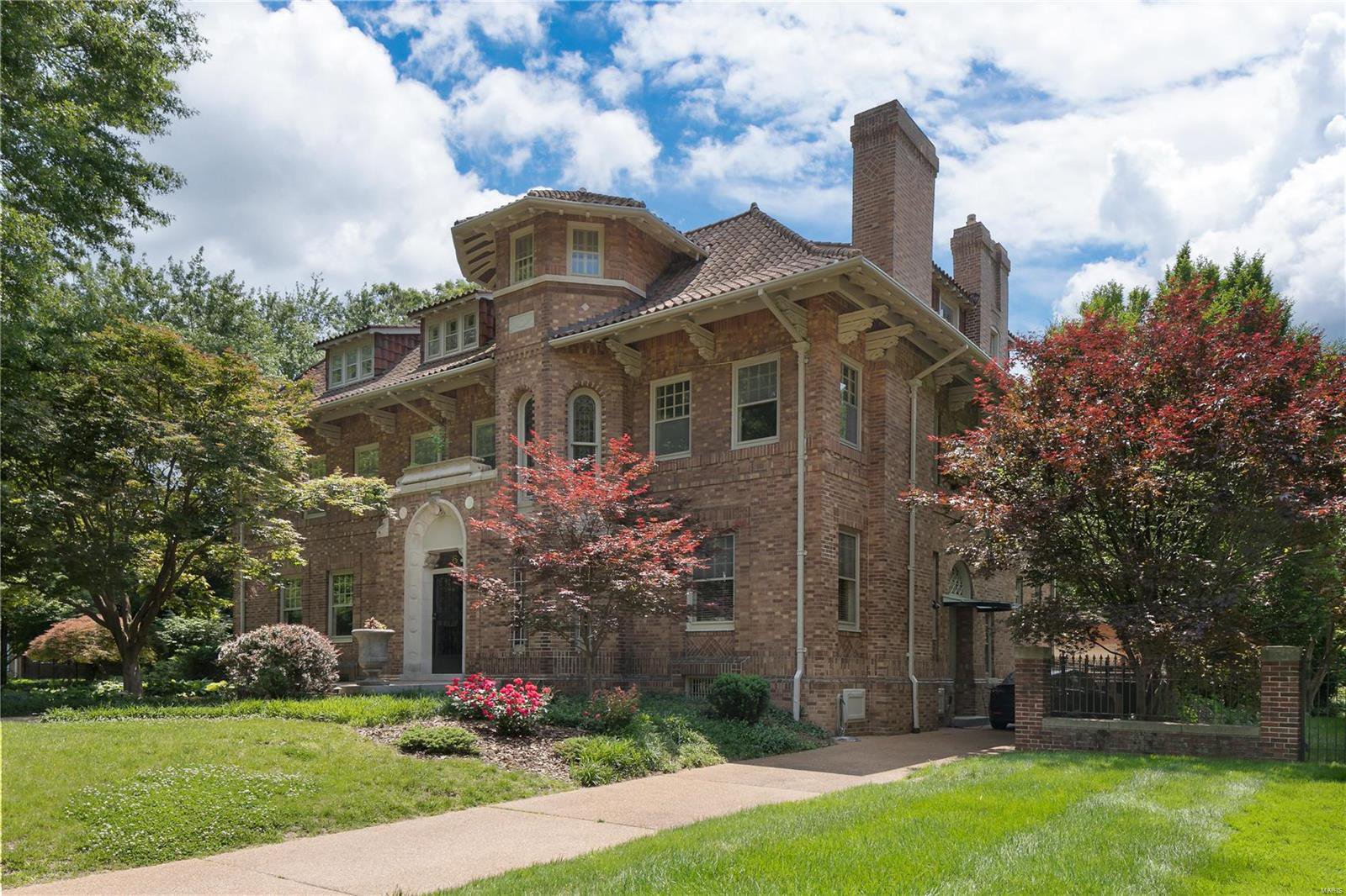 6 Portland Place, St Louis, 63108