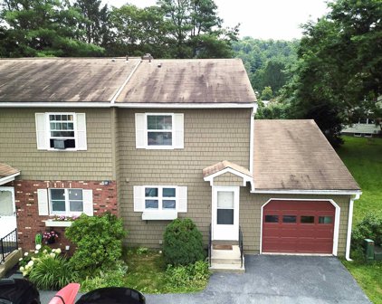 24 Independence Green, Montpelier