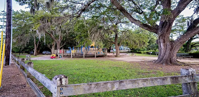 Riverland Terrace Park