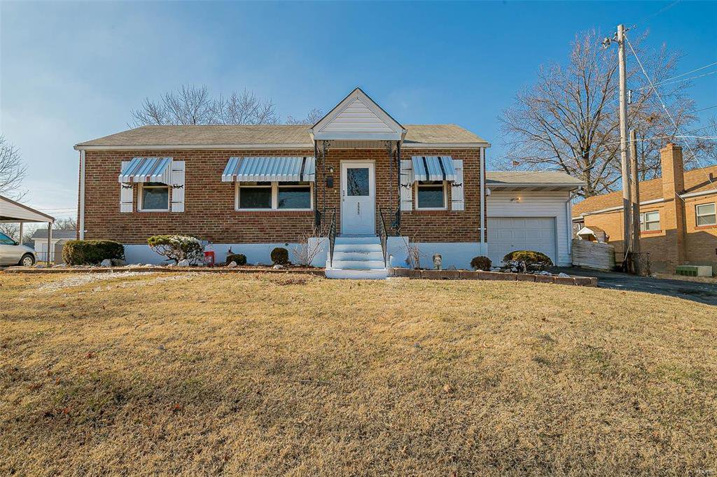 3555 Ashby Rd, St Ann, Missouri 63074