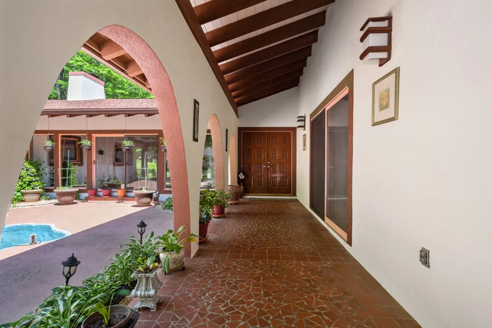 Spanish Style Pakistani Style 