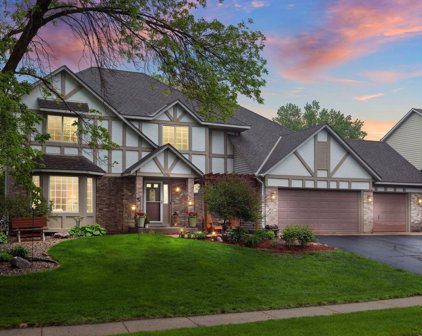 9096 Douglas Drive, Eden Prairie