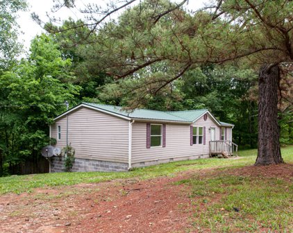1807 Taylor Town Rd, White Bluff