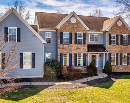 202 Sammons Pond Dr, Middletown