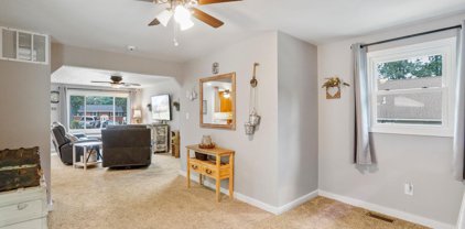 227 Obrecht Rd, Millersville