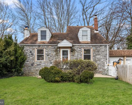 624 Maple Ave, Philadelphia
