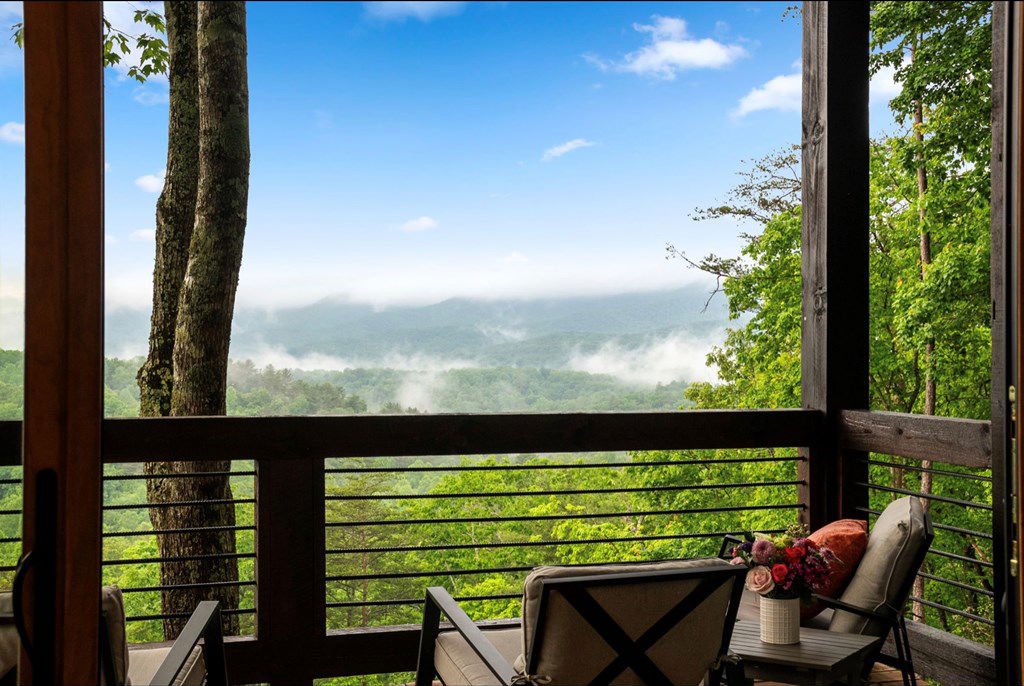 566 Cohutta Mountain Road, Blue Ridge, 30513