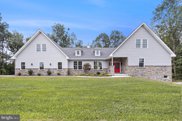 2640 Eagle Ln, Hellertown image