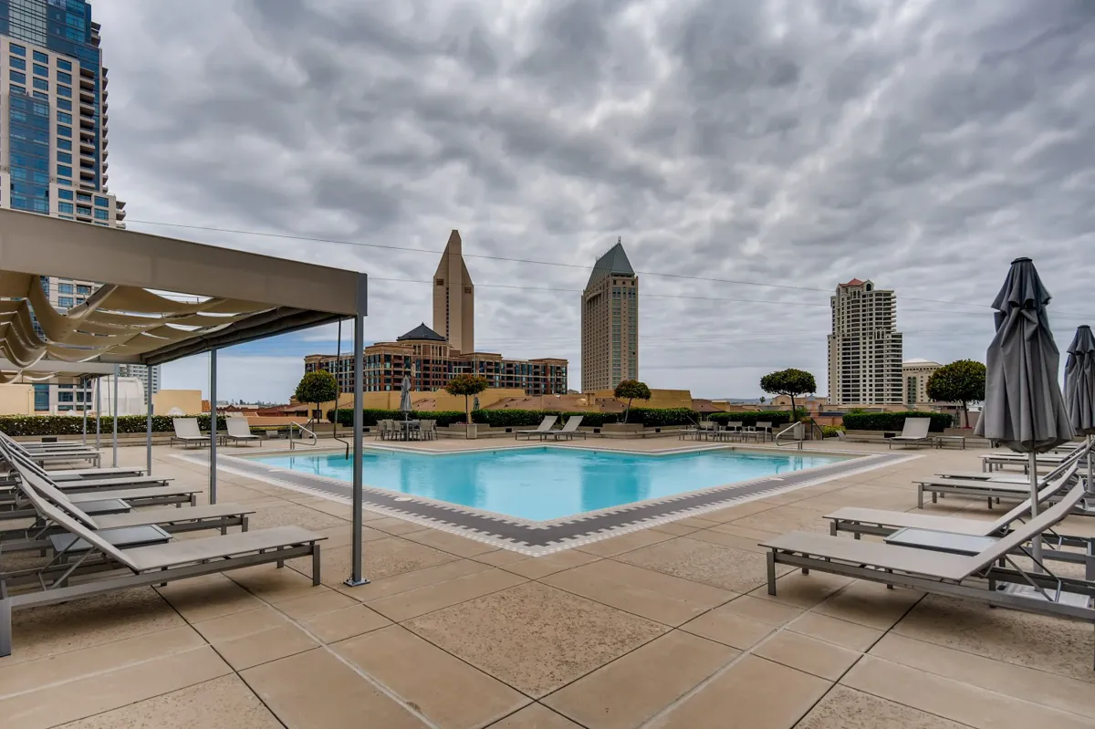 image of Meridian condos pool