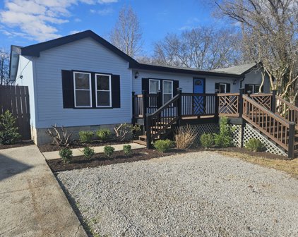722 W Sagefield Dr, Smyrna