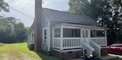 327 Bay Nw Court Unit #8, Concord