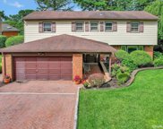 293 Peachtree Drive, East Norwich image
