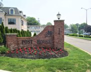 324 Post Avenue Unit #5-J, Westbury image