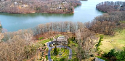 24 Lakewood Dr, Media
