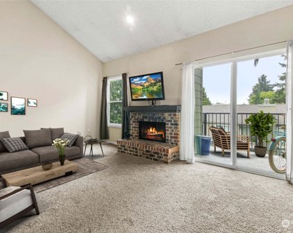 820 E Cady Road Unit #A305, Everett