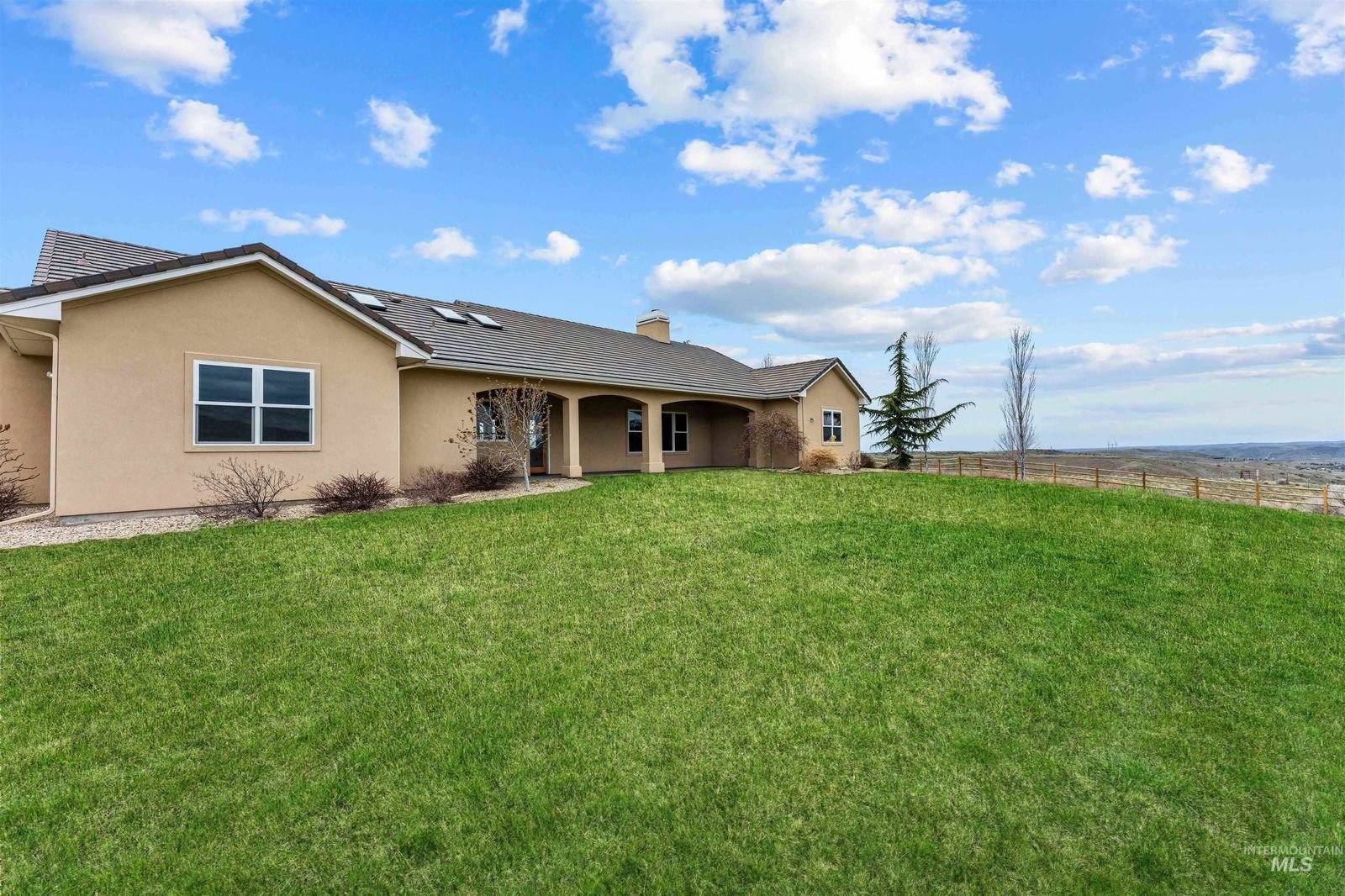 9998 N Cartwright Rd, Boise, 83714